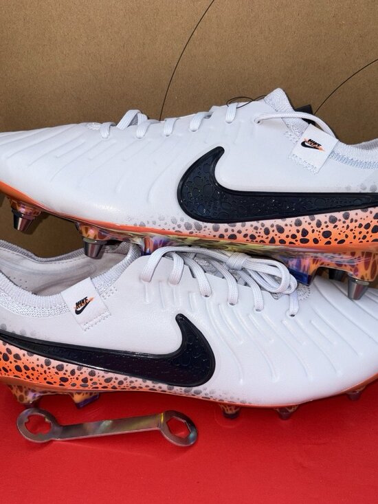 NEW Nike Tiempo Legend 10 Elite SG-Pro Player Edition Size 8.5  HF4824-900 main image 5